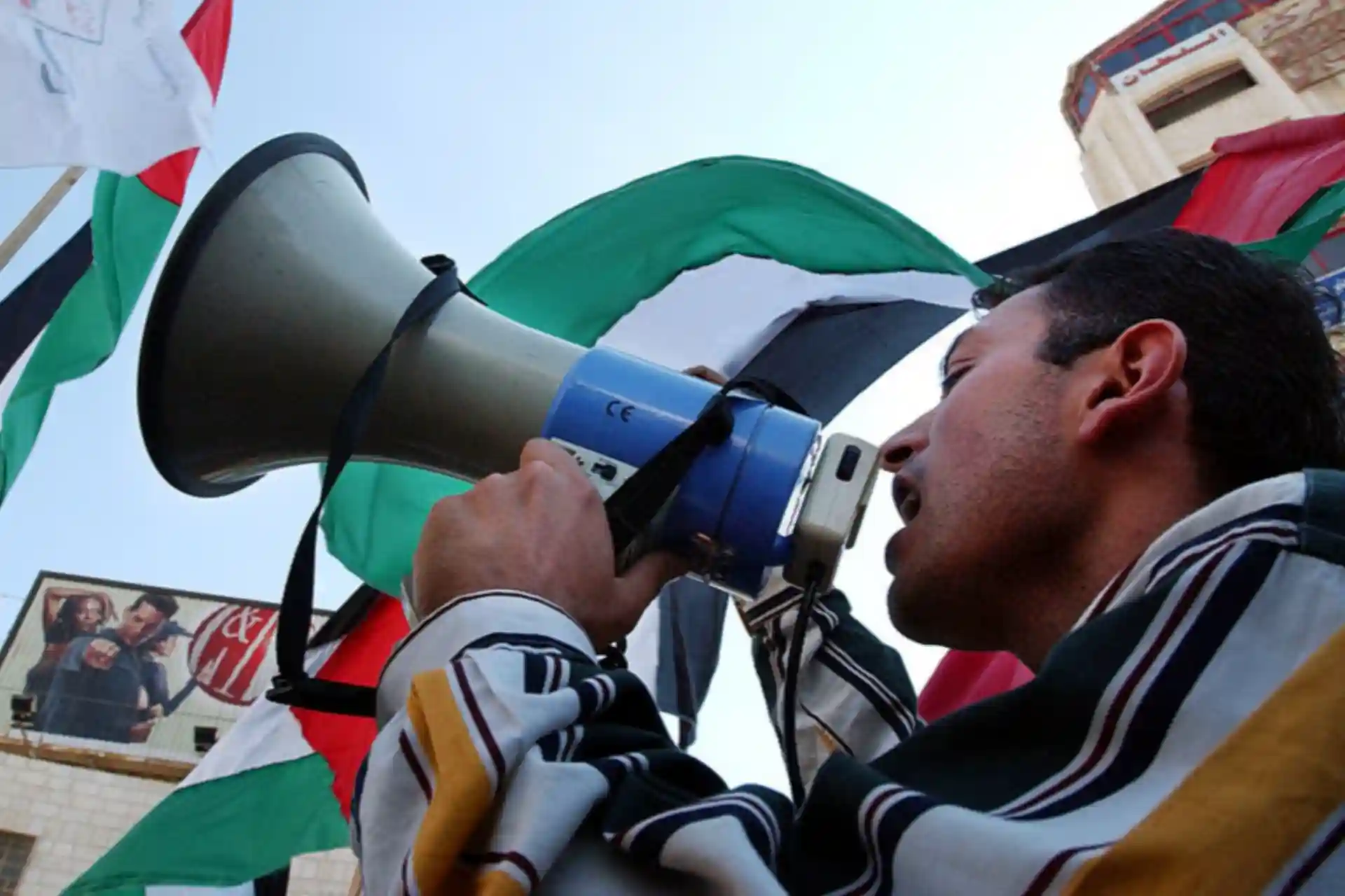 Freedom of speech and the Gaza massacre: double standards in the media