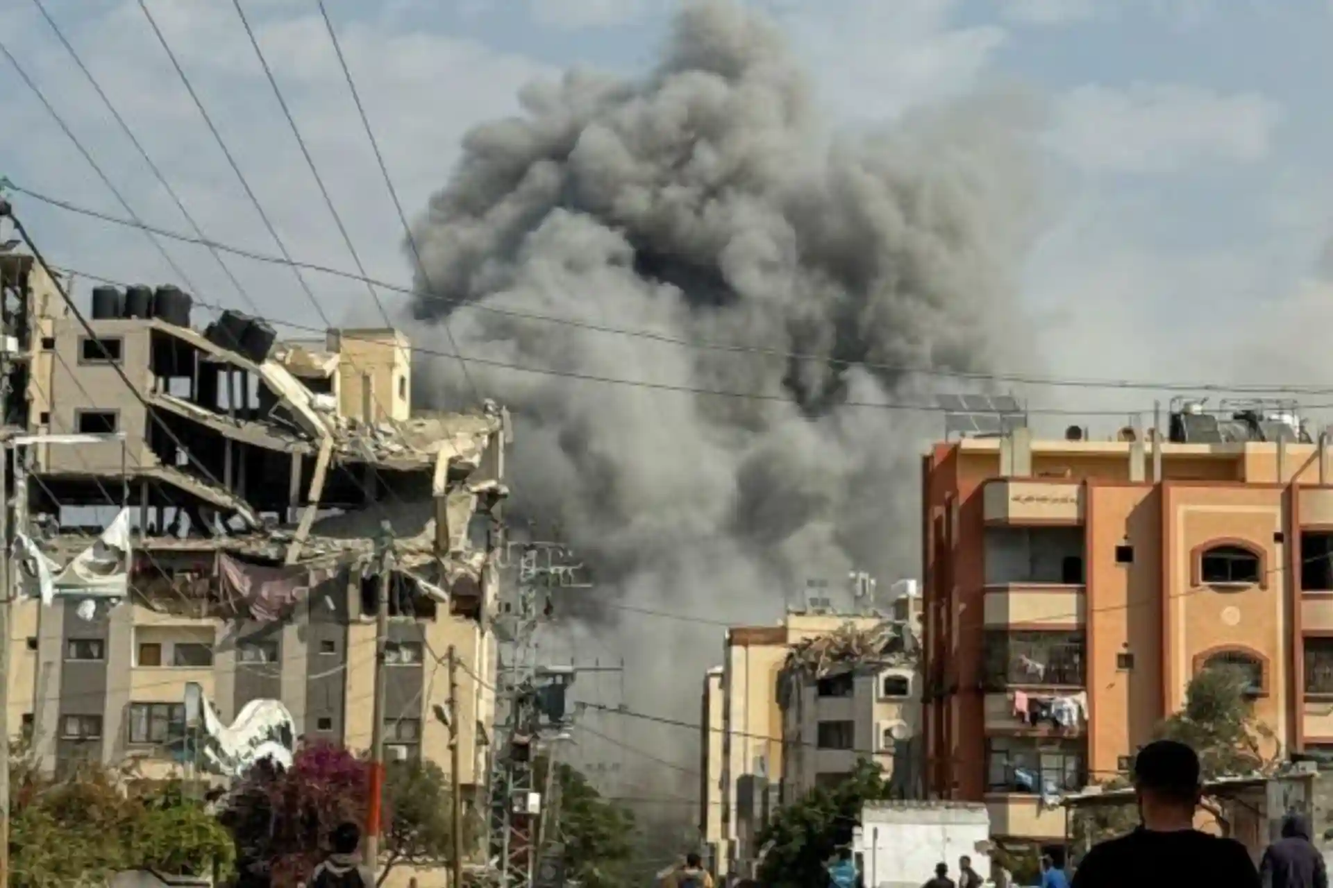 Gaza Under Bombing: Highlights of Day 394