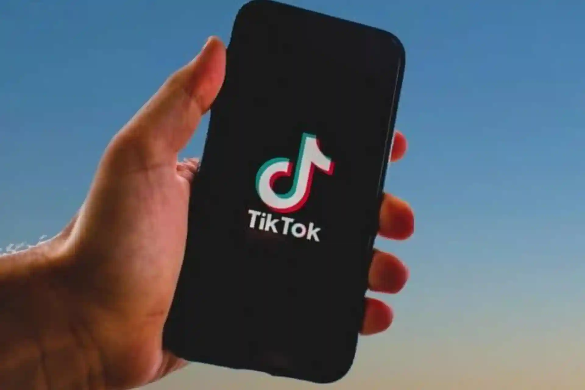 TikTok уйғур ҳуқуқлари ҳақидаги видеоларни ўчиришни бошлади