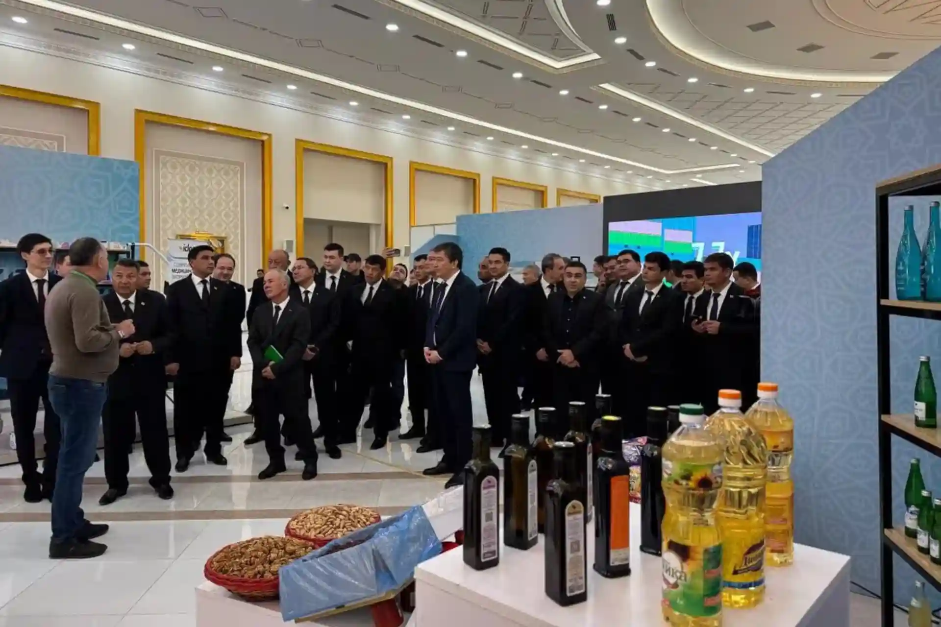 The "Made in Uzbekistan" exhibition is on display in Turkmenistan