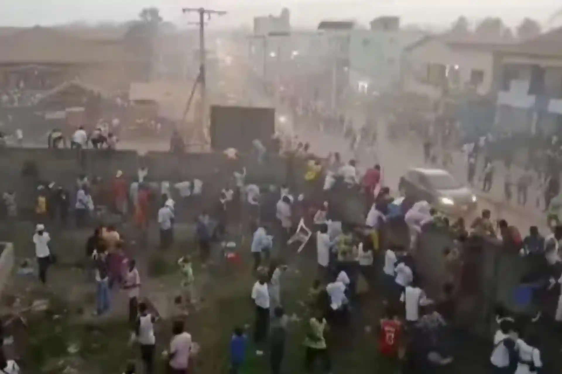 A tragedy at a football match in Guinea: hundreds of people died in a stampede