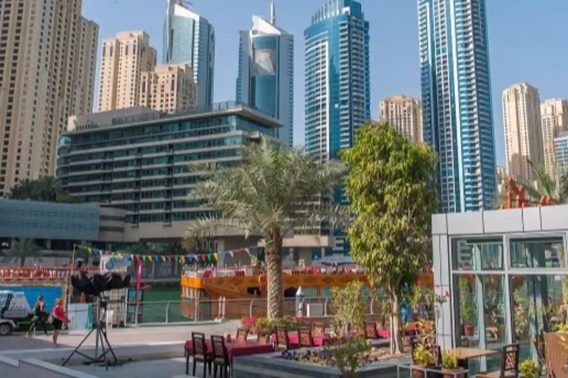 БААда 9 ўзбекистонлик 11 кундан буён ушлаб турилибди