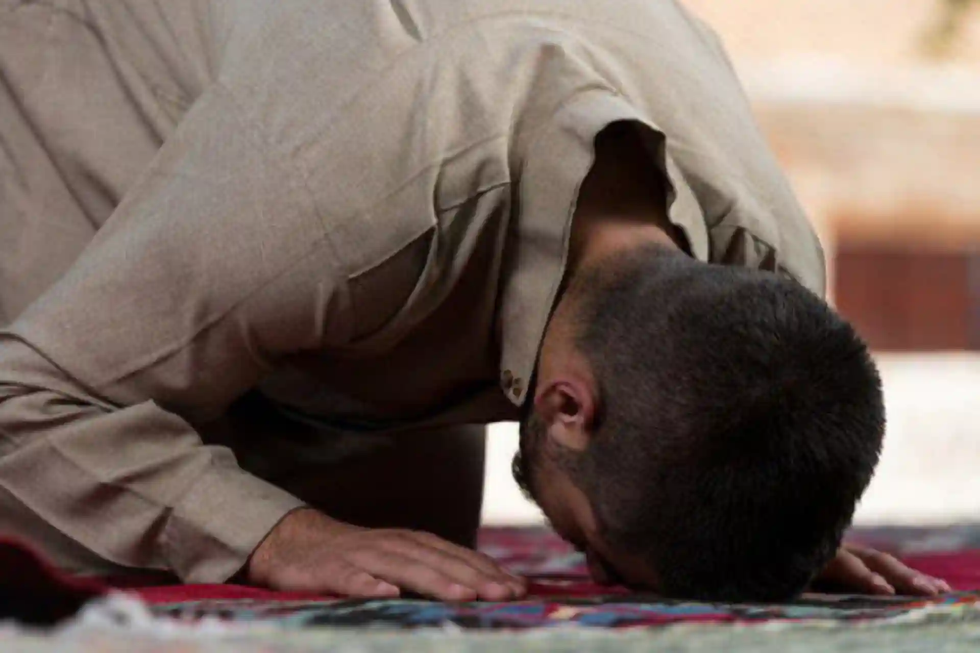 Tajik citizen deported from Russia for praying at work