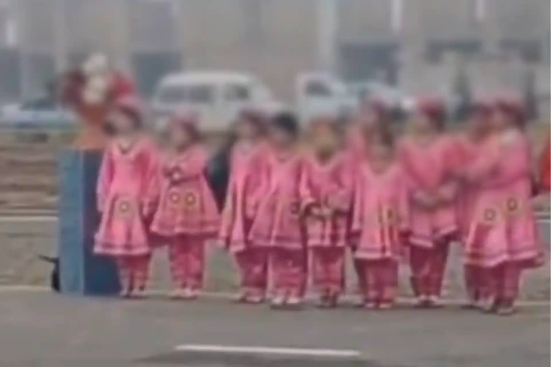 Students in Surkhandarya were involved in an event despite the cold