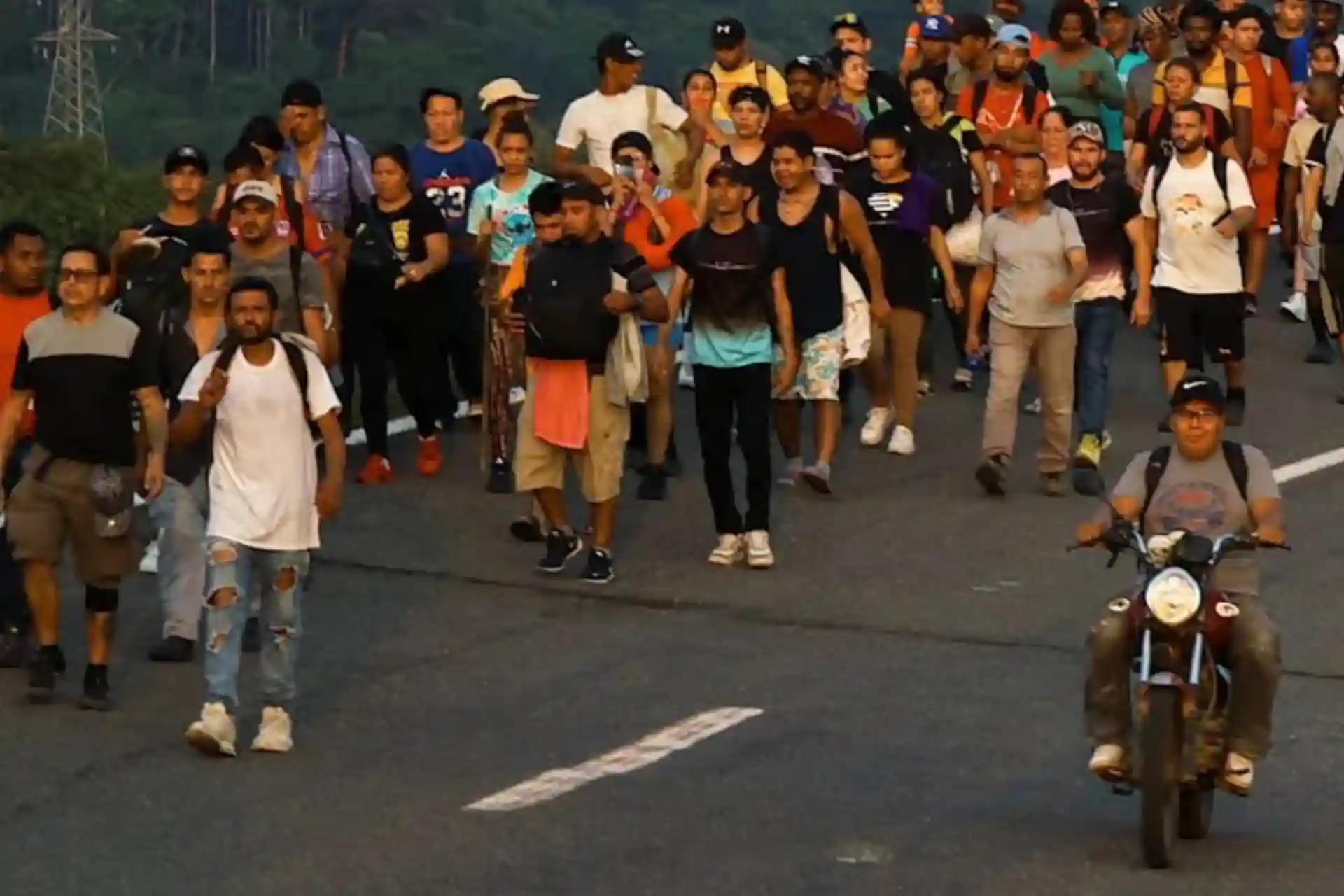 Migrants rush to cross US border ahead of Trump's inauguration