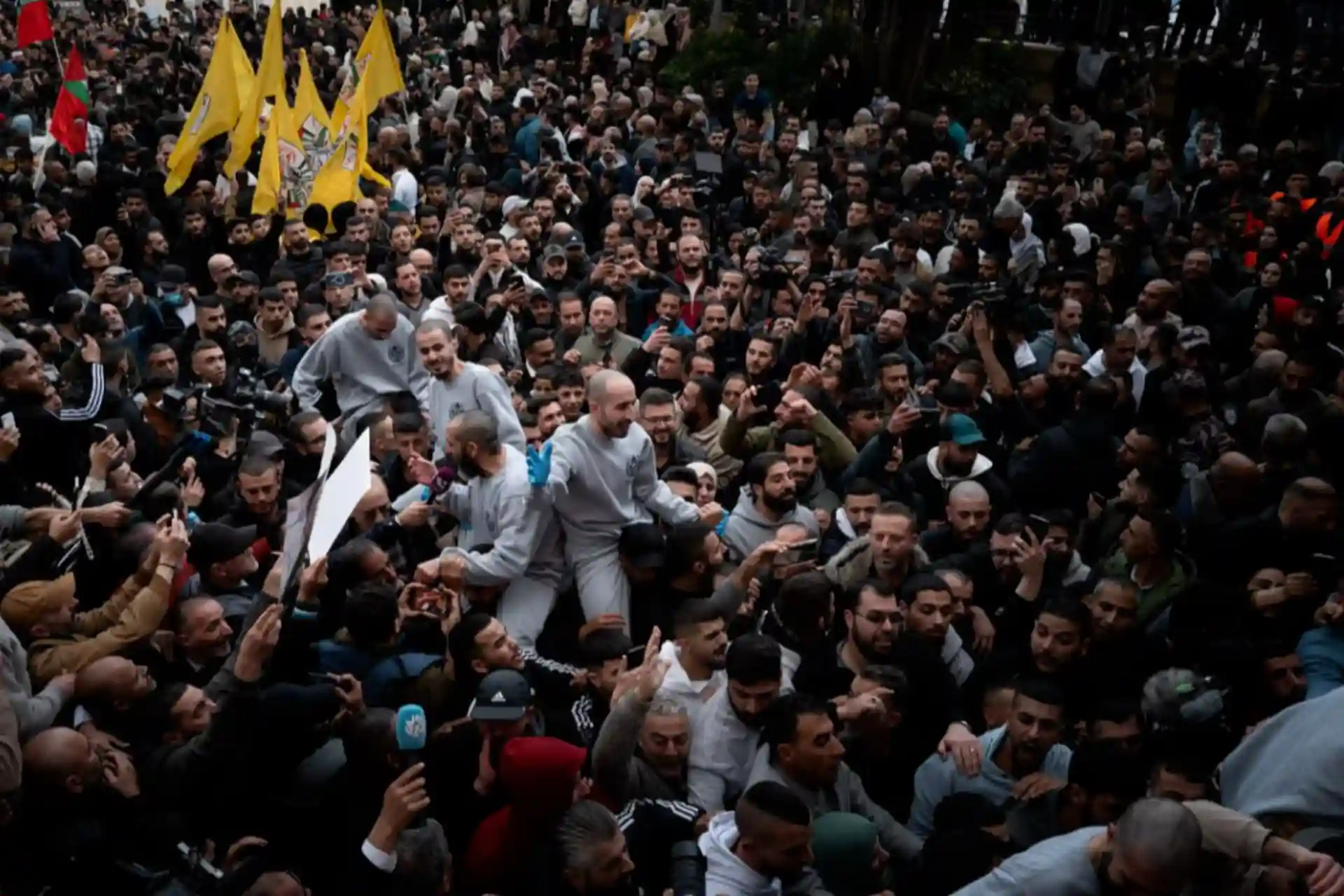 Palestinians liberated by Israel welcomed with celebration