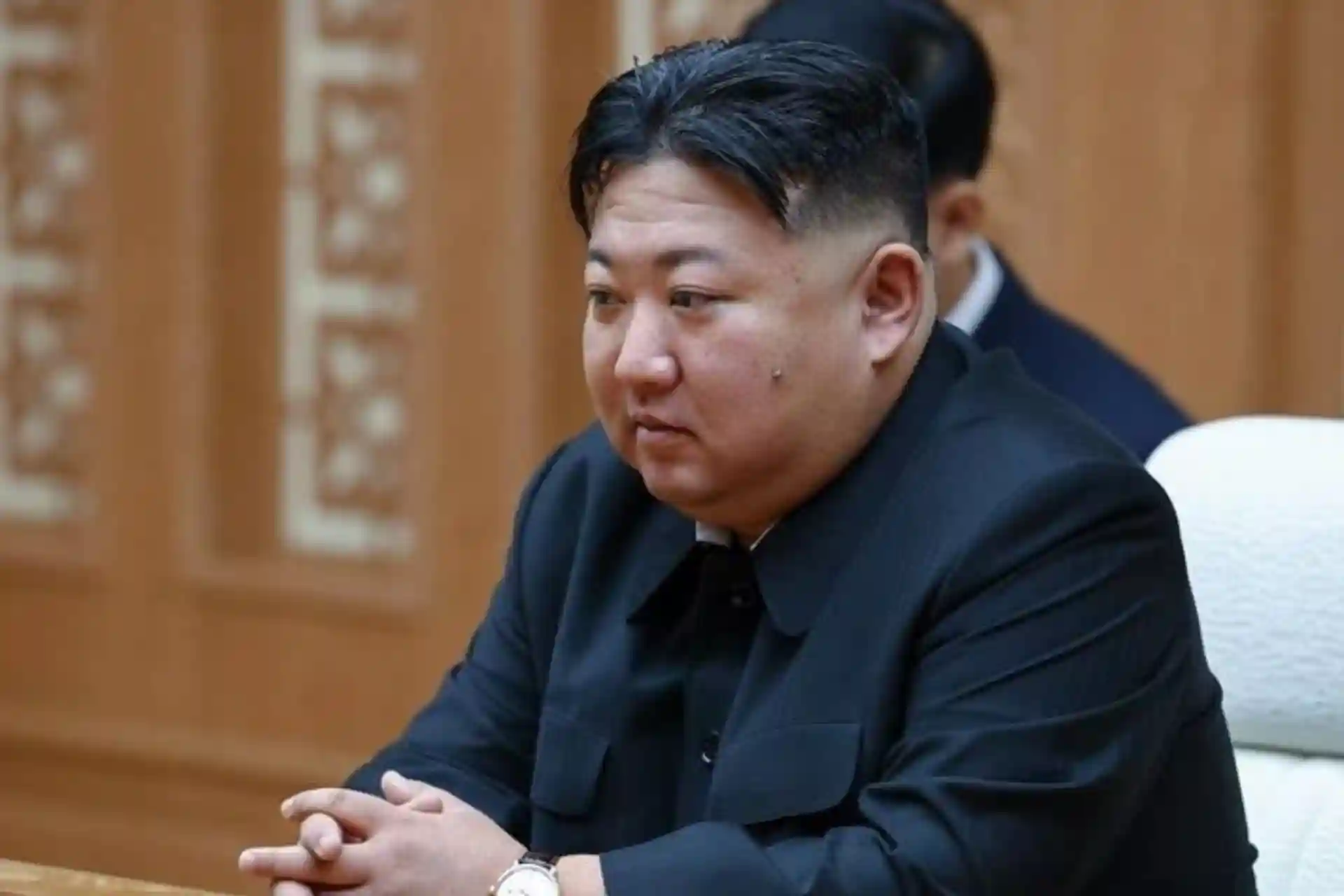 Kim Jong-un called for the inclusion of South Korea as the "main enemy" in the Constitution