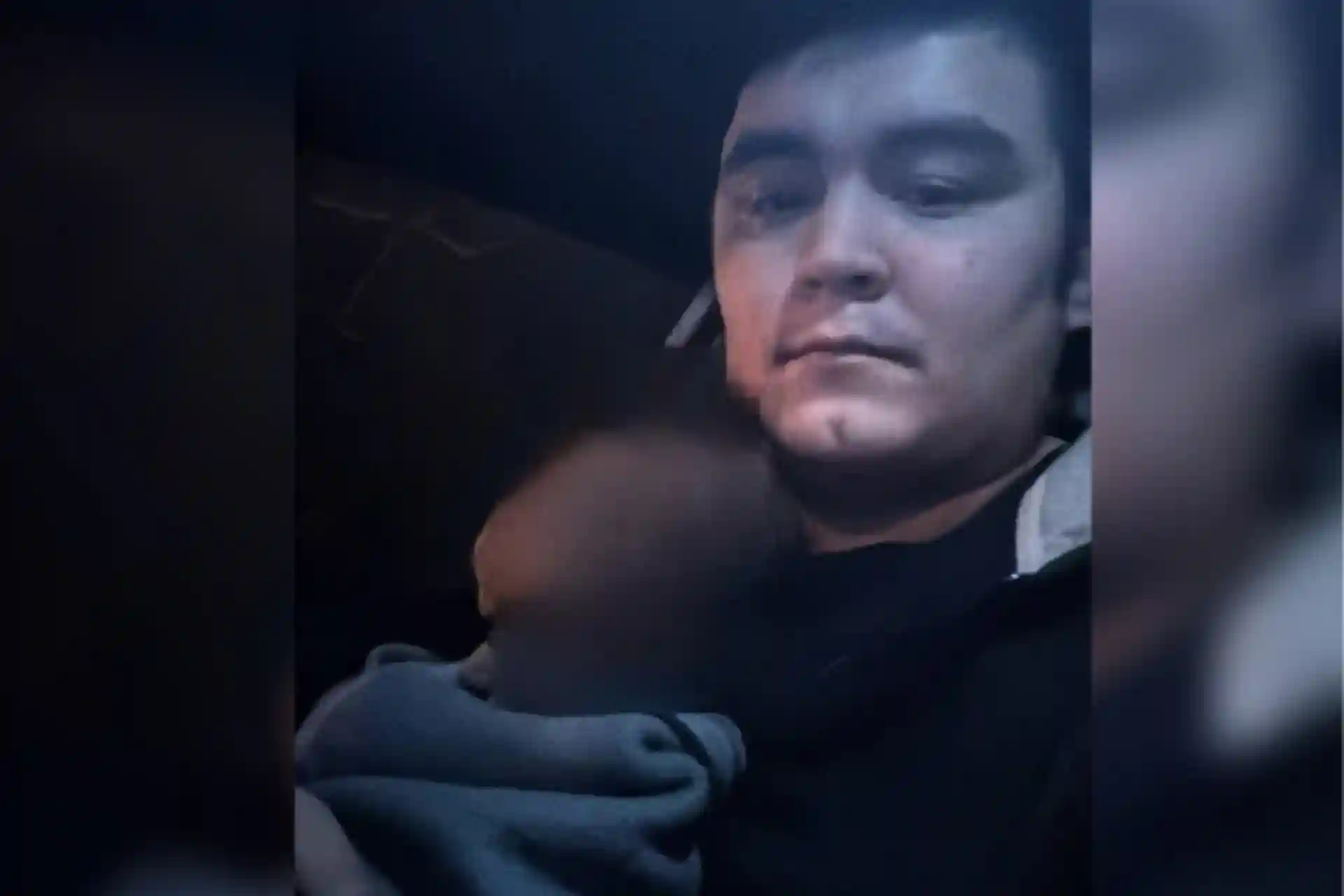 Москвада ўзбекистонлик ҳайдовчи йўлга эмаклаб чиққан чақалоқни қутқариб қолди