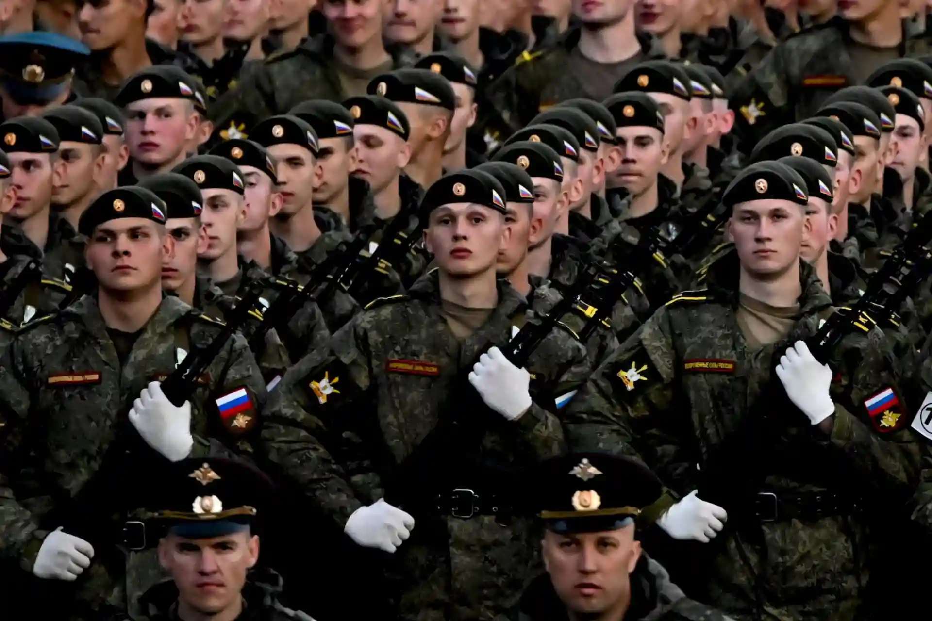 Буюк Британия Россиянинг эҳтимолий ҳужумига тайёргарликни бошлади