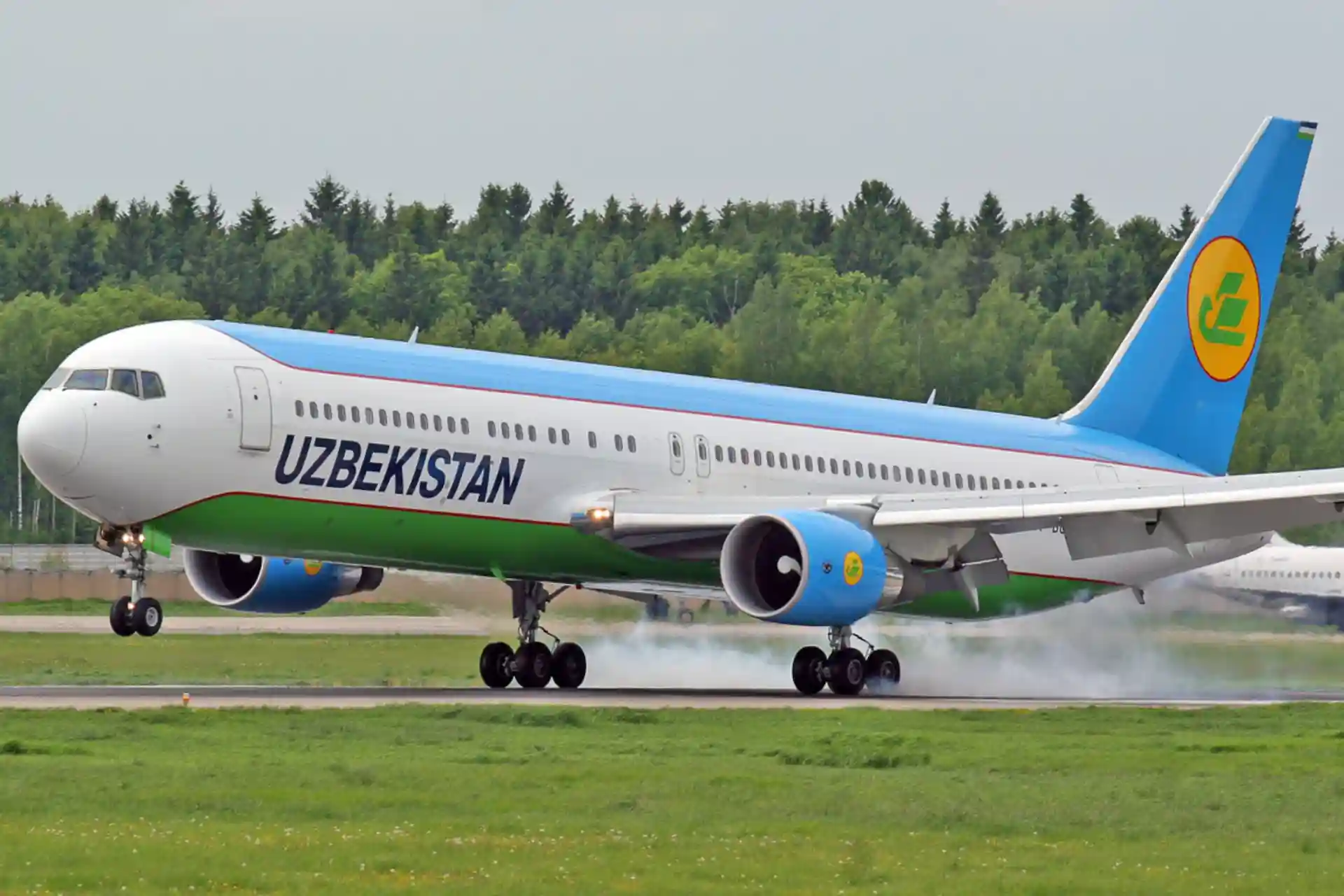 Uzbekistan Airways makes changes to flights due to situation in Pakistan and India