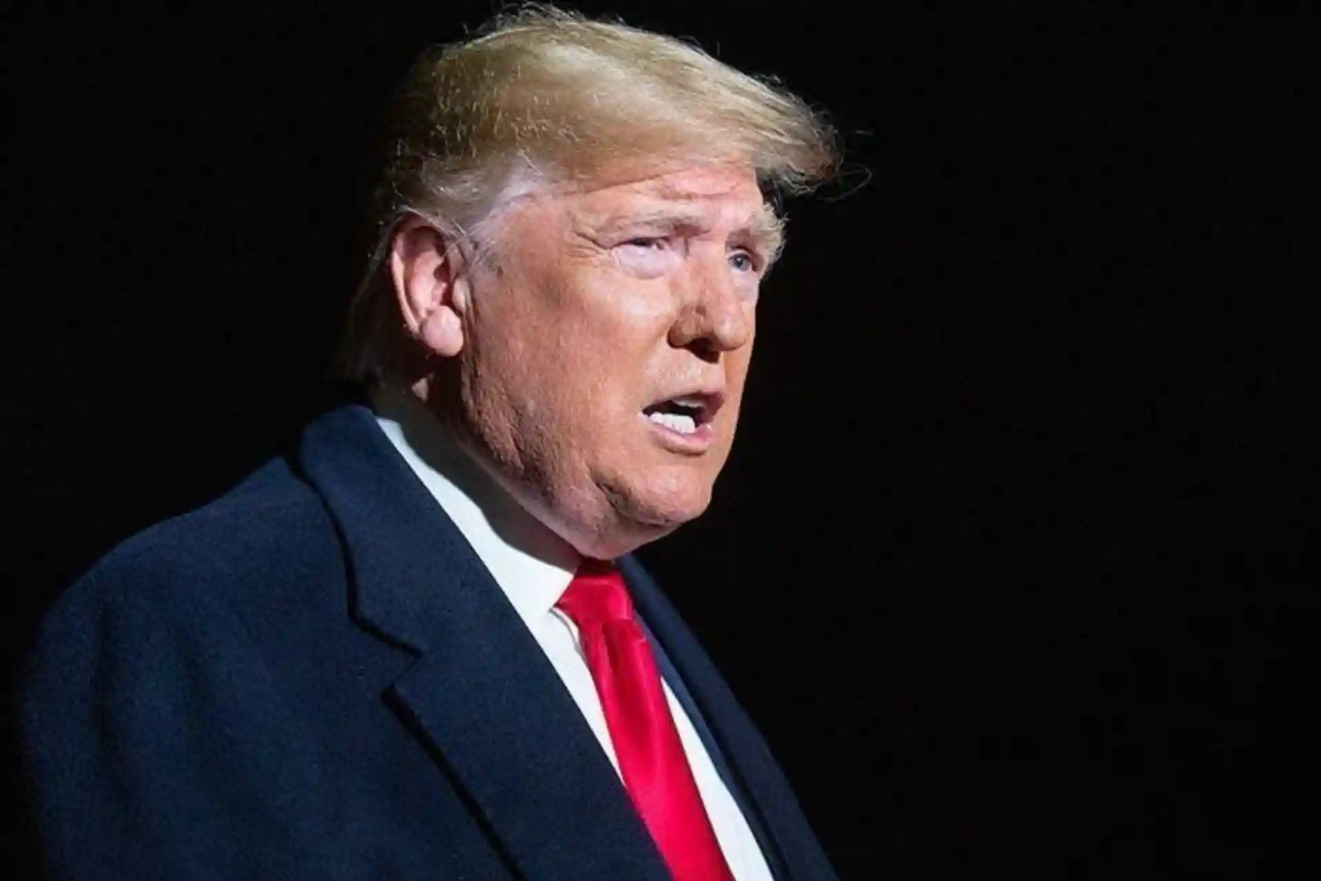 Трамп: “Сурияга жорий этилган санкциялар бекор қилинади”