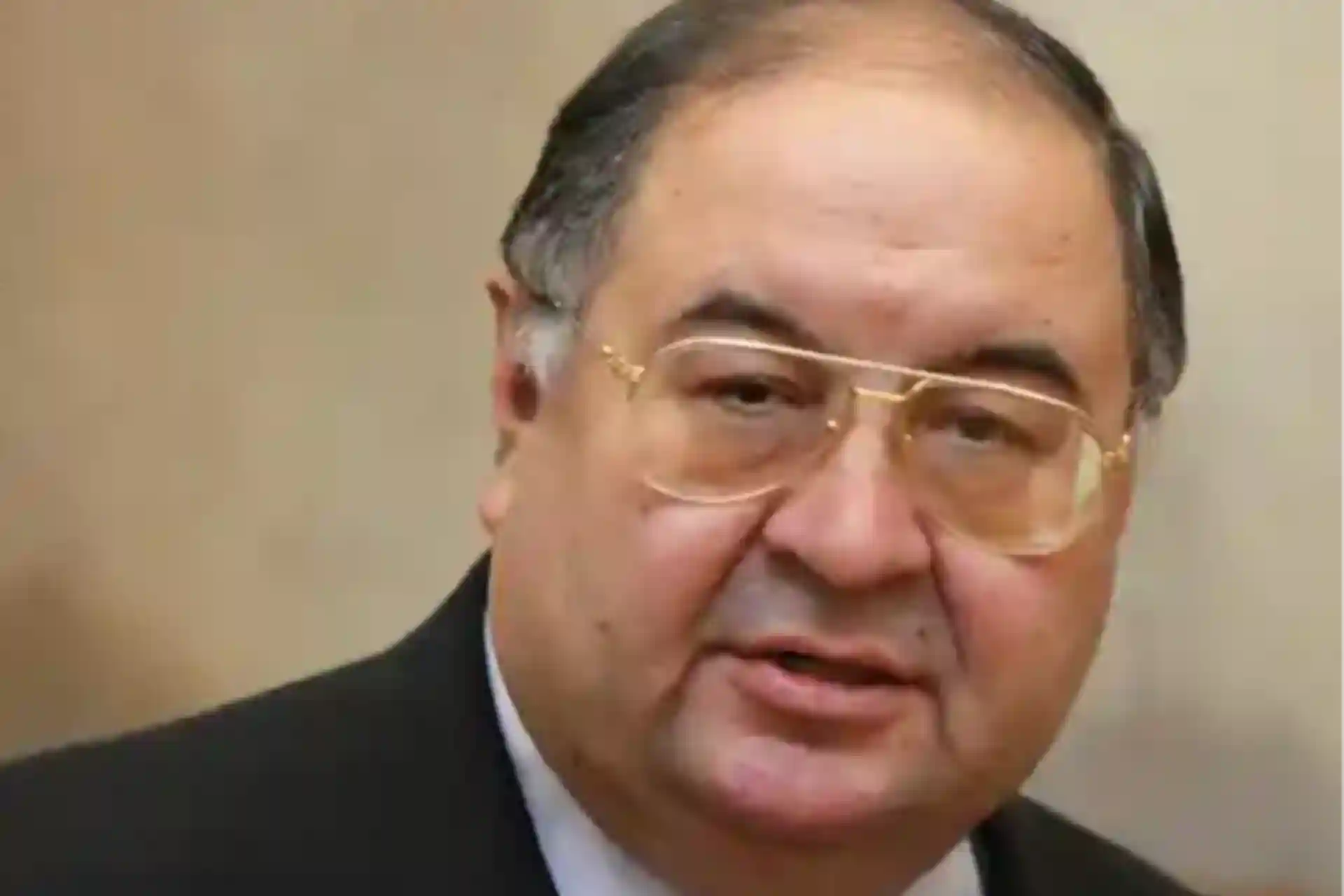A court in Germany has banned Alisher Usmanov from being called the owner of the Dilbar yacht