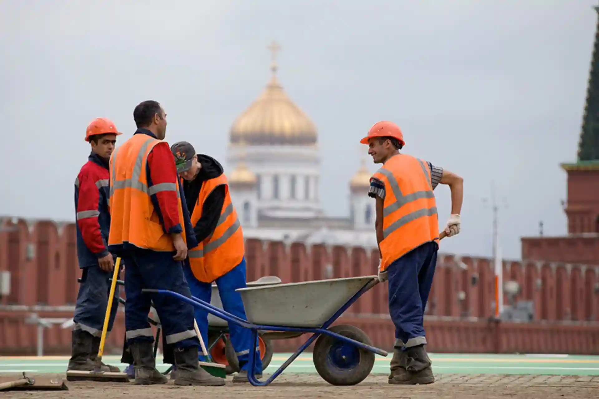 We will solve migration issues together - Putin