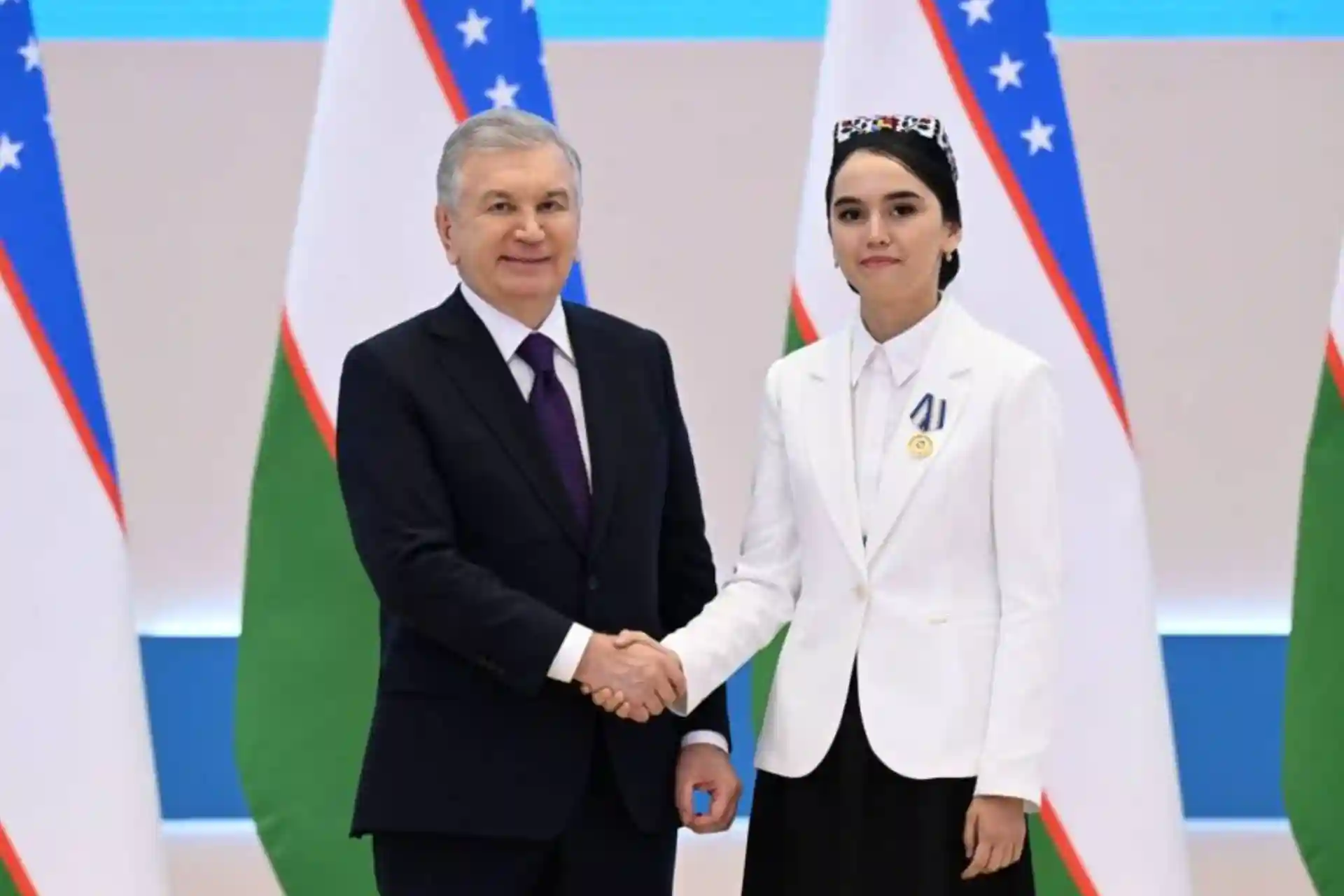 Мулоҳаза: Президент ҳижобни ёқтирмайдими?