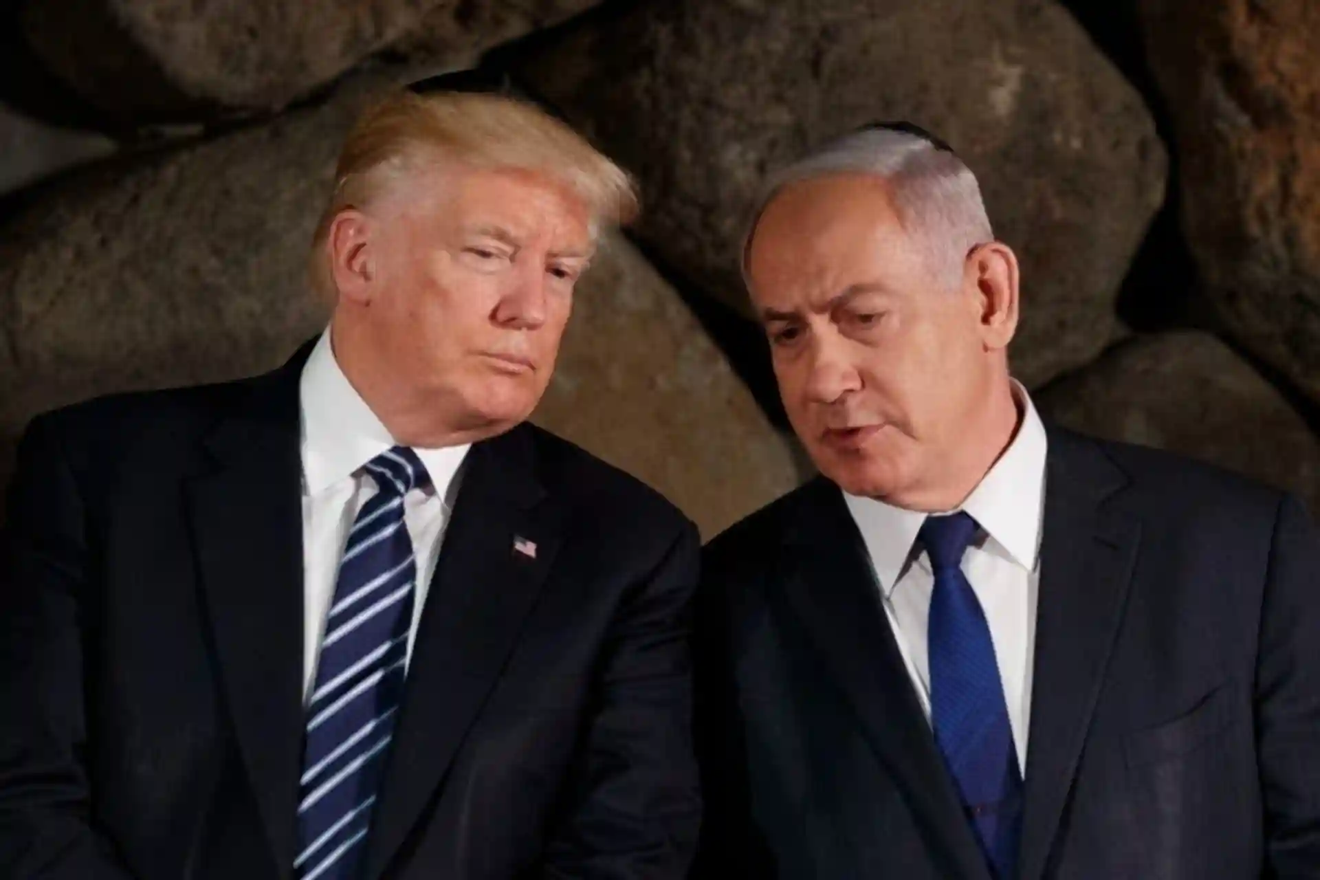 Tramp va Netanyaxu maxfiy uchrashuv oʻtkazdi
