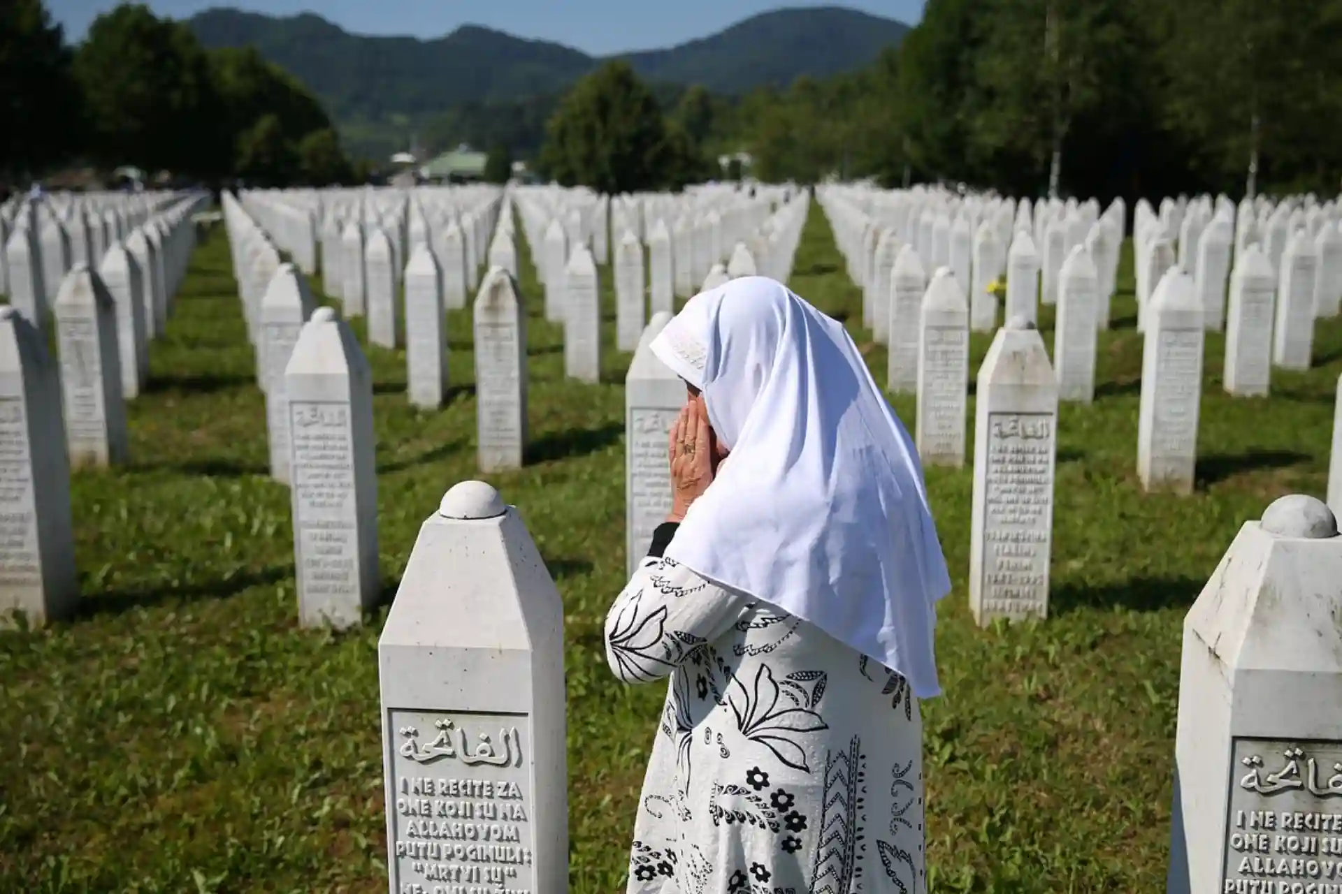 Srebrenitsa genotsidi: sukut ortidagi qirgʻin
