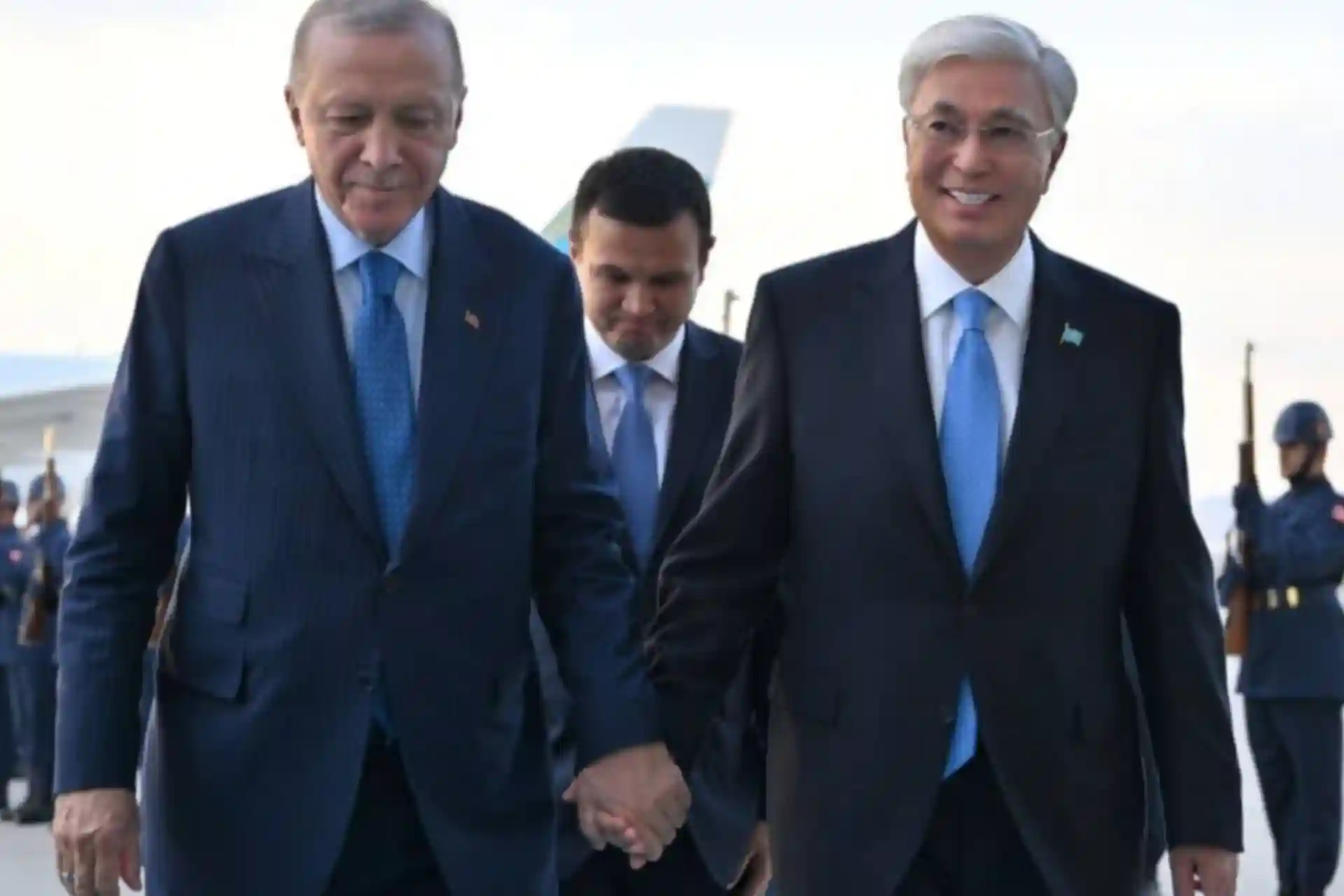 Gʻarb Turkiya orqali Markaziy Osiyoni mustamlaka qilmoqchi – rus OAV