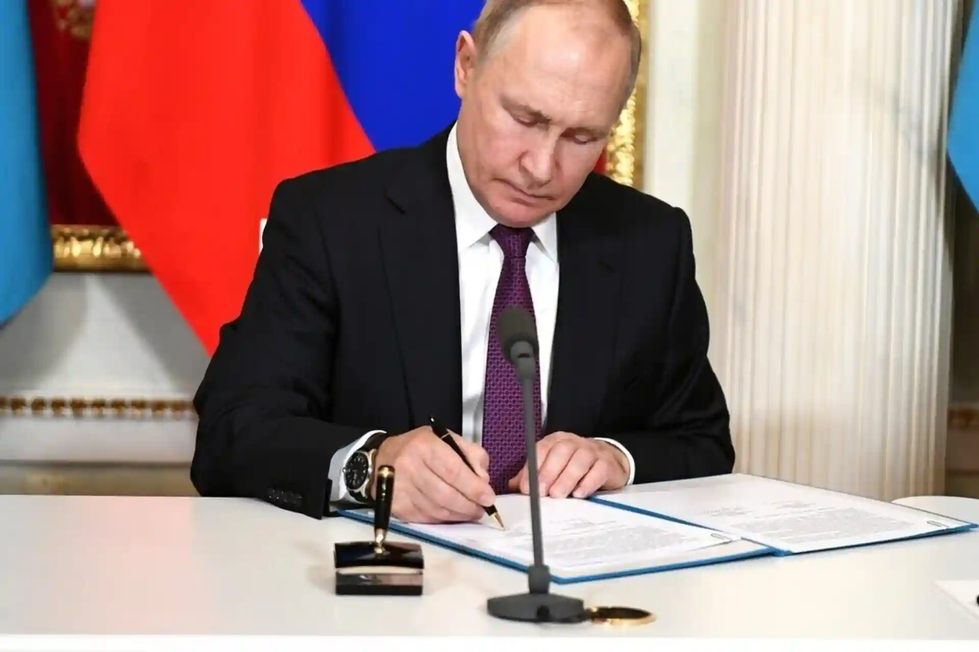 Rossiya migrantlar uchun yangi davlat bojlarini joriy qildi