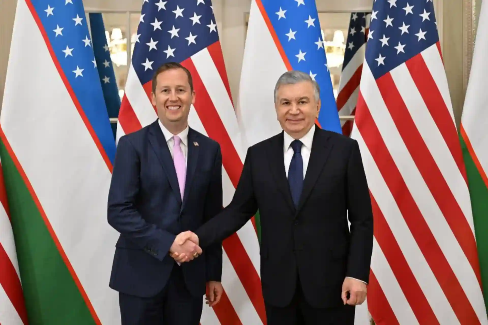 Мирзиёев Трампнинг махсус вакили билан учрашди