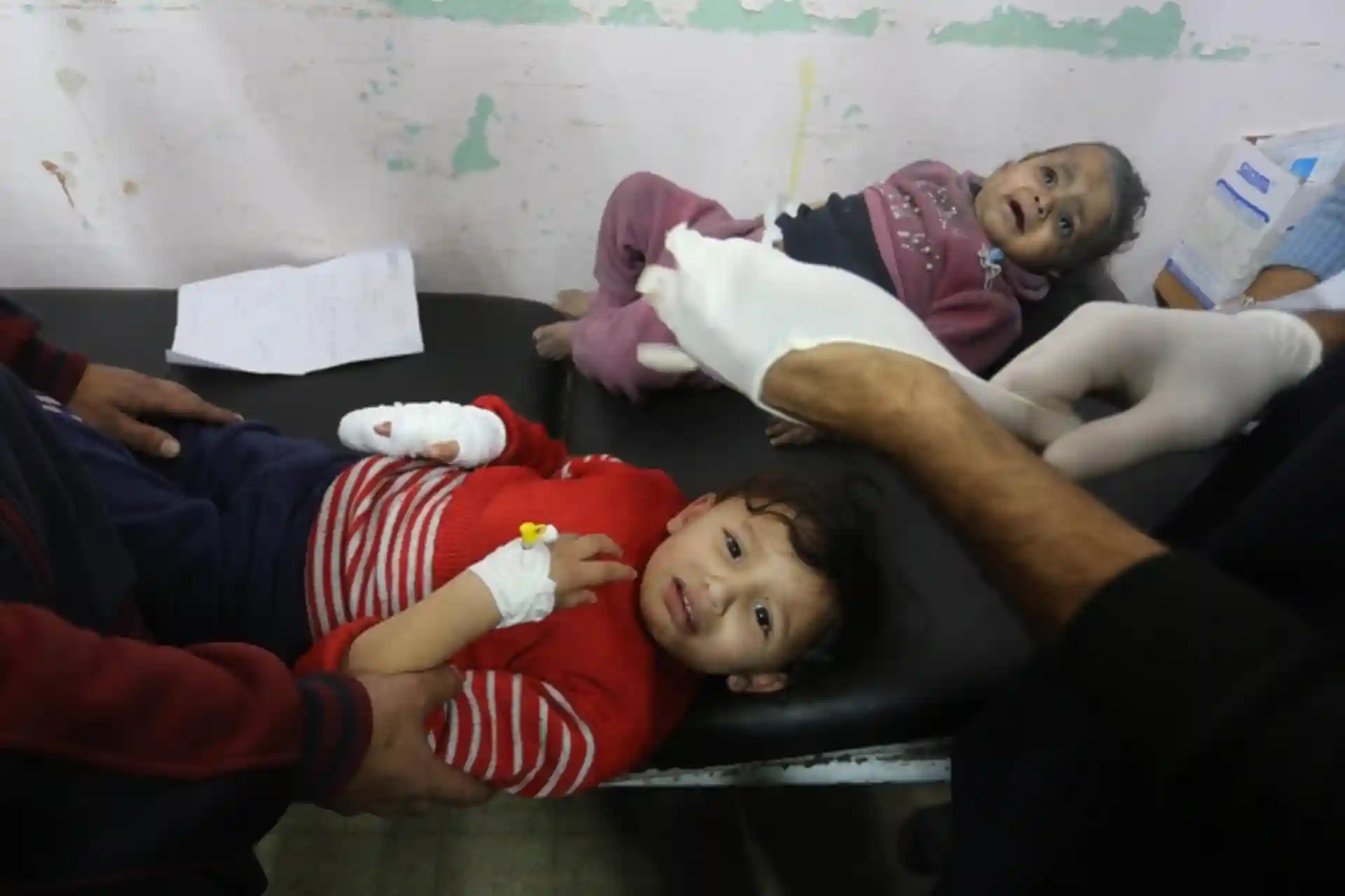 2 more children died of hunger in Gaza