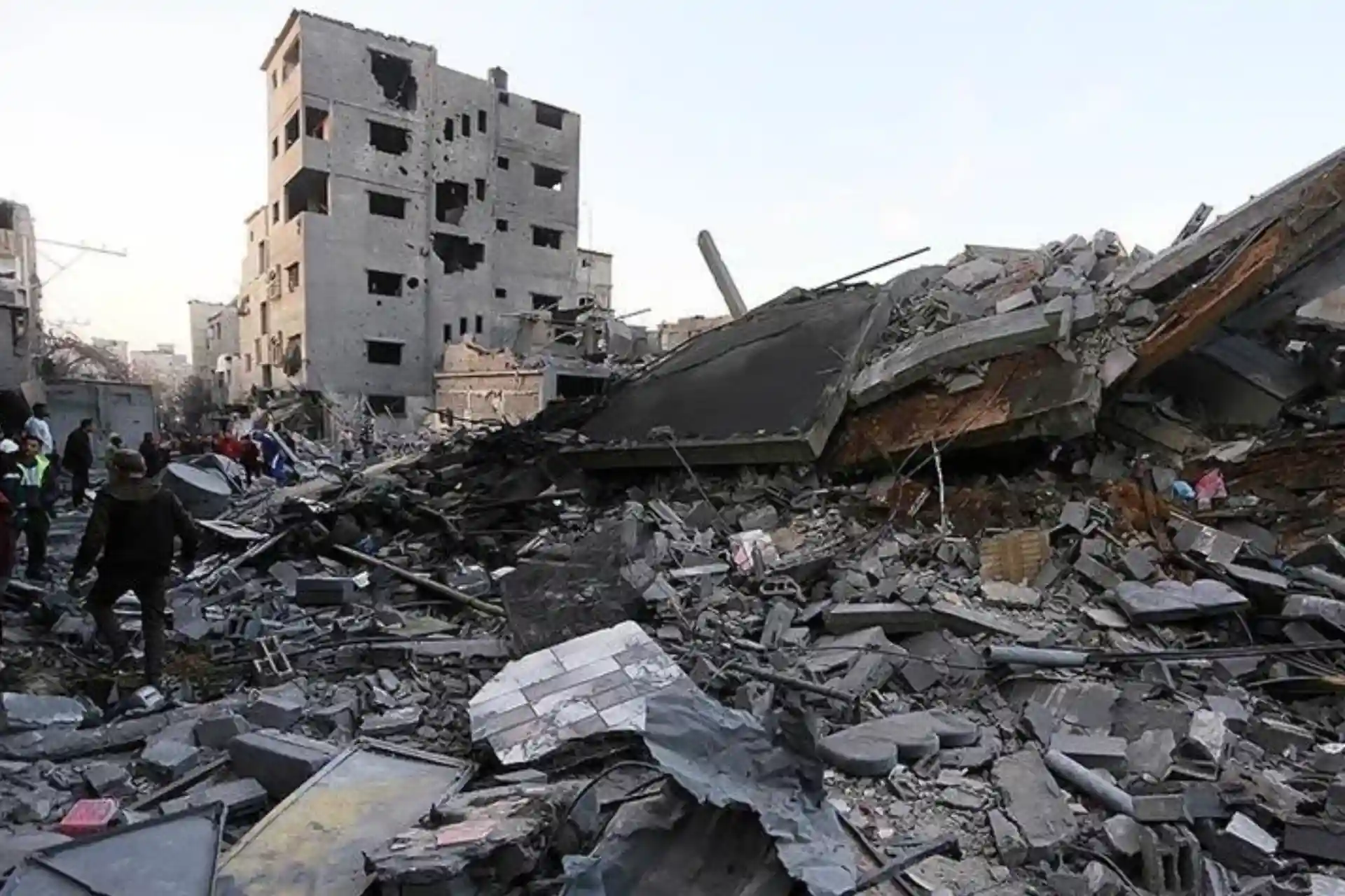 Gaza Under Bombs: Highlights of Day 146