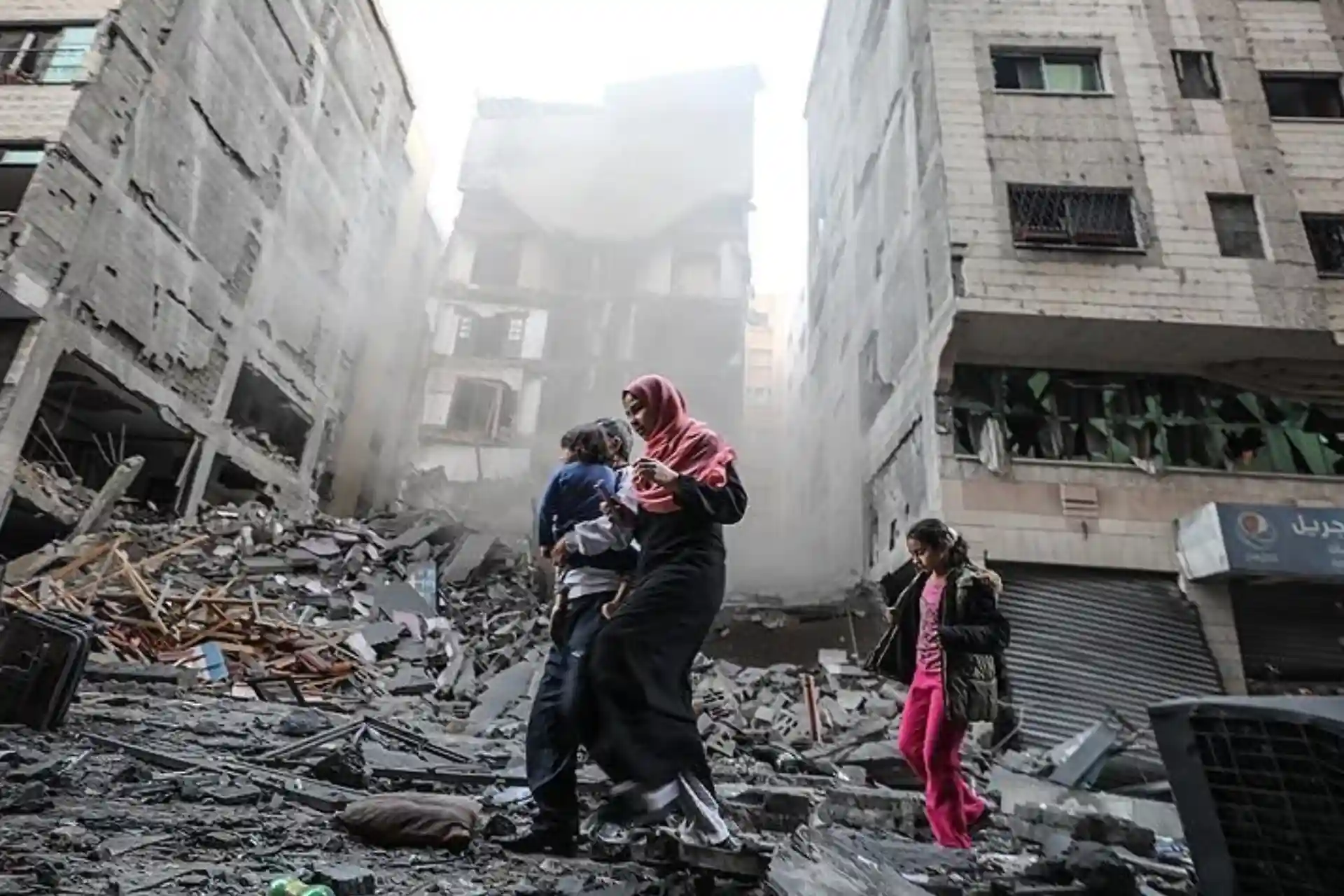Gaza Under Bombing: Highlights of Day 151