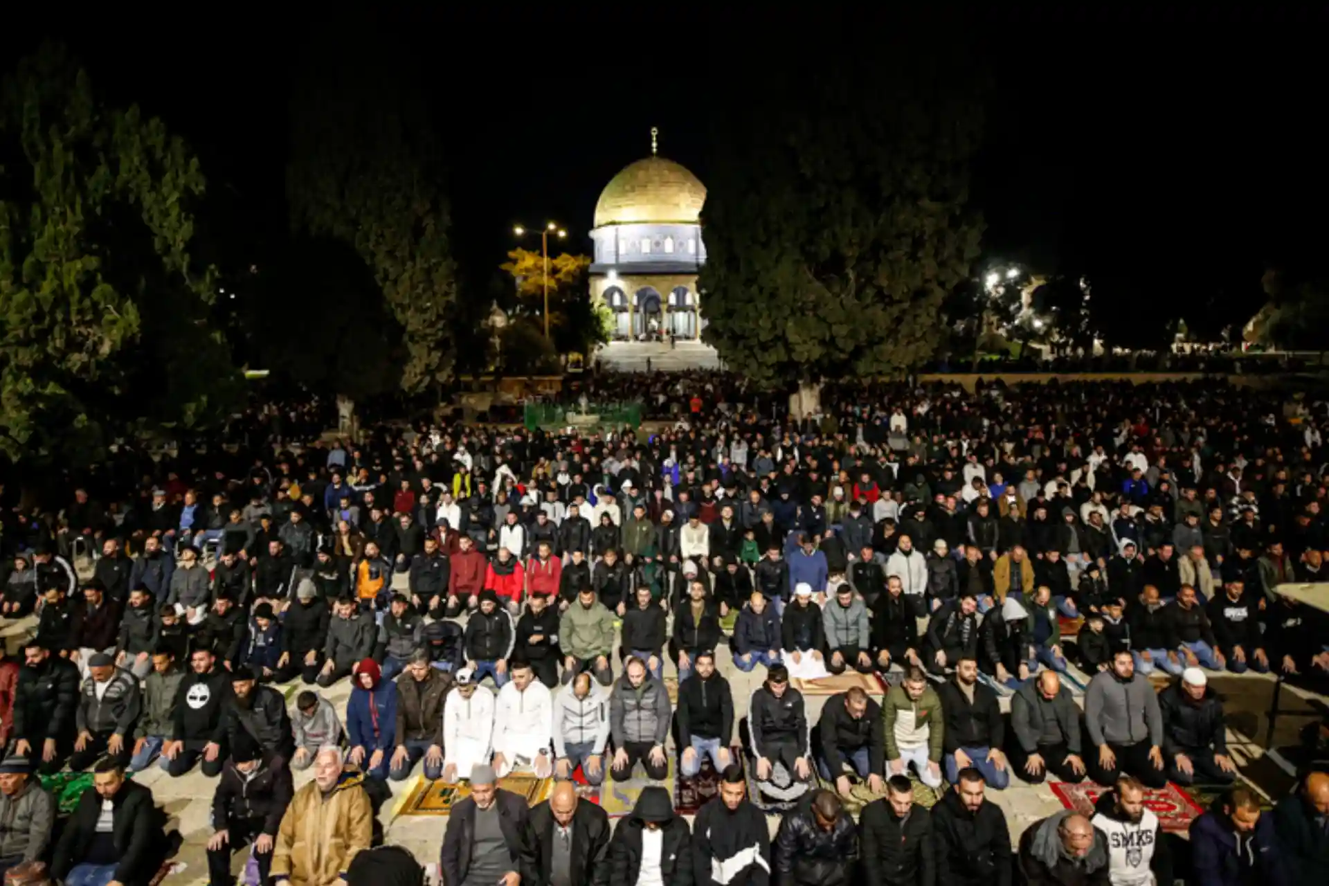 35,000 Palestinians recited Taraweeh in Al-Aqsa Mosque