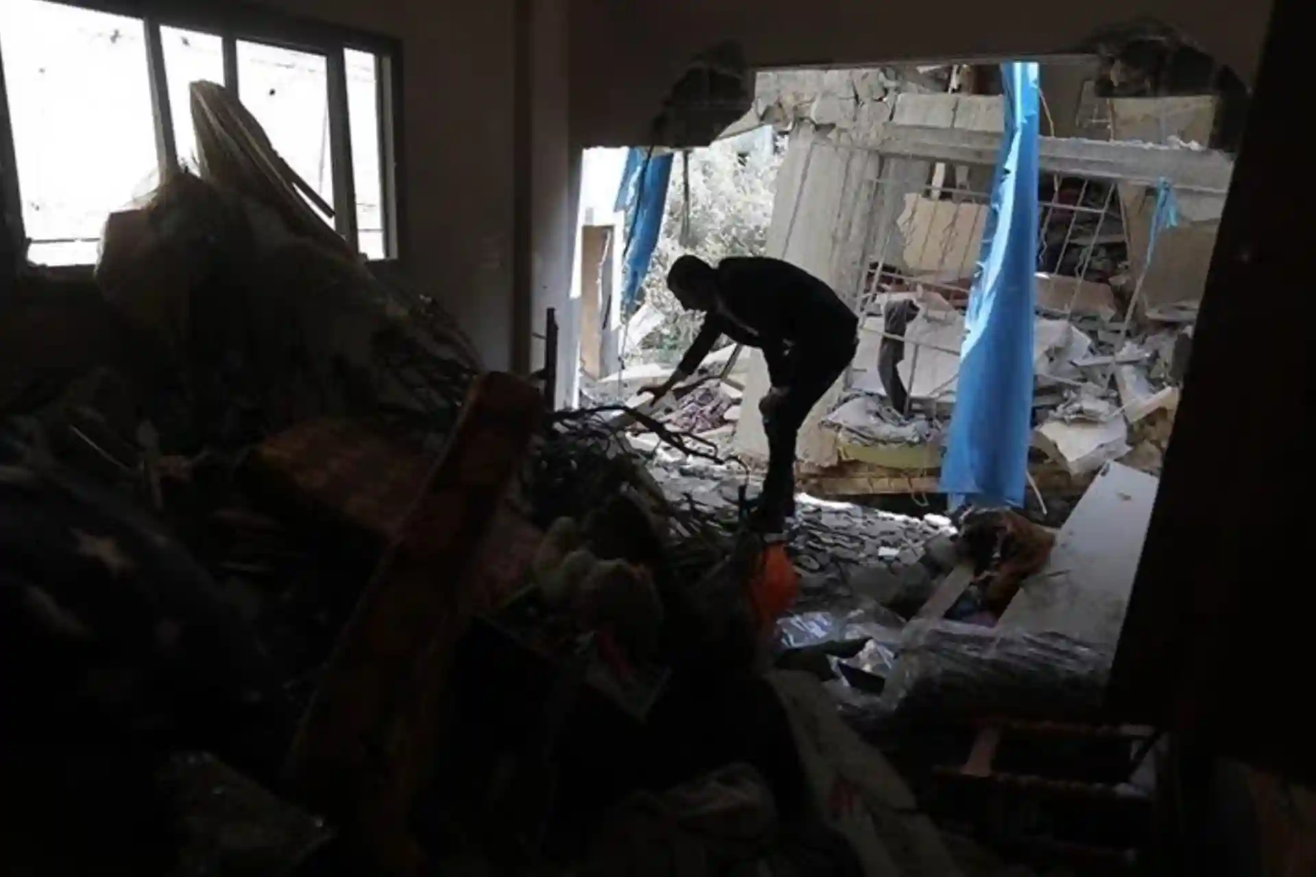 Gaza Under Bombing: Highlights of Day 165