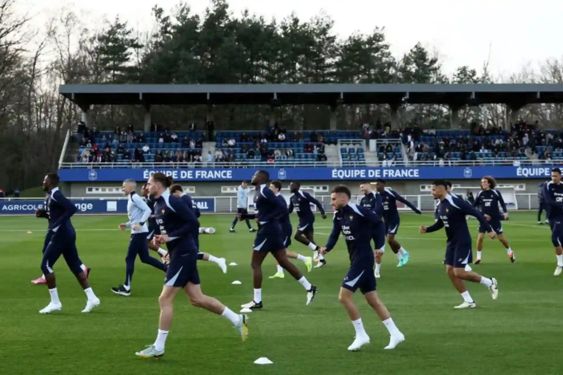 Frantsiyada futbol oʻyinini iftorlik uchun toʻxtatish taqiqlangach, musulmon oʻyinchi terma jamoani tark etdi